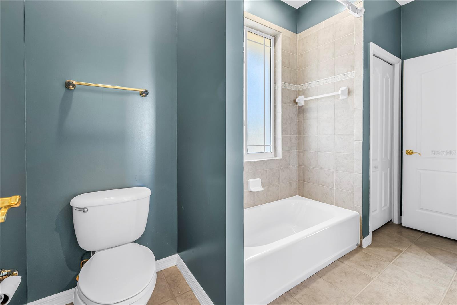 Listing photo id 19 for 14365 Eagle Pointe Drive