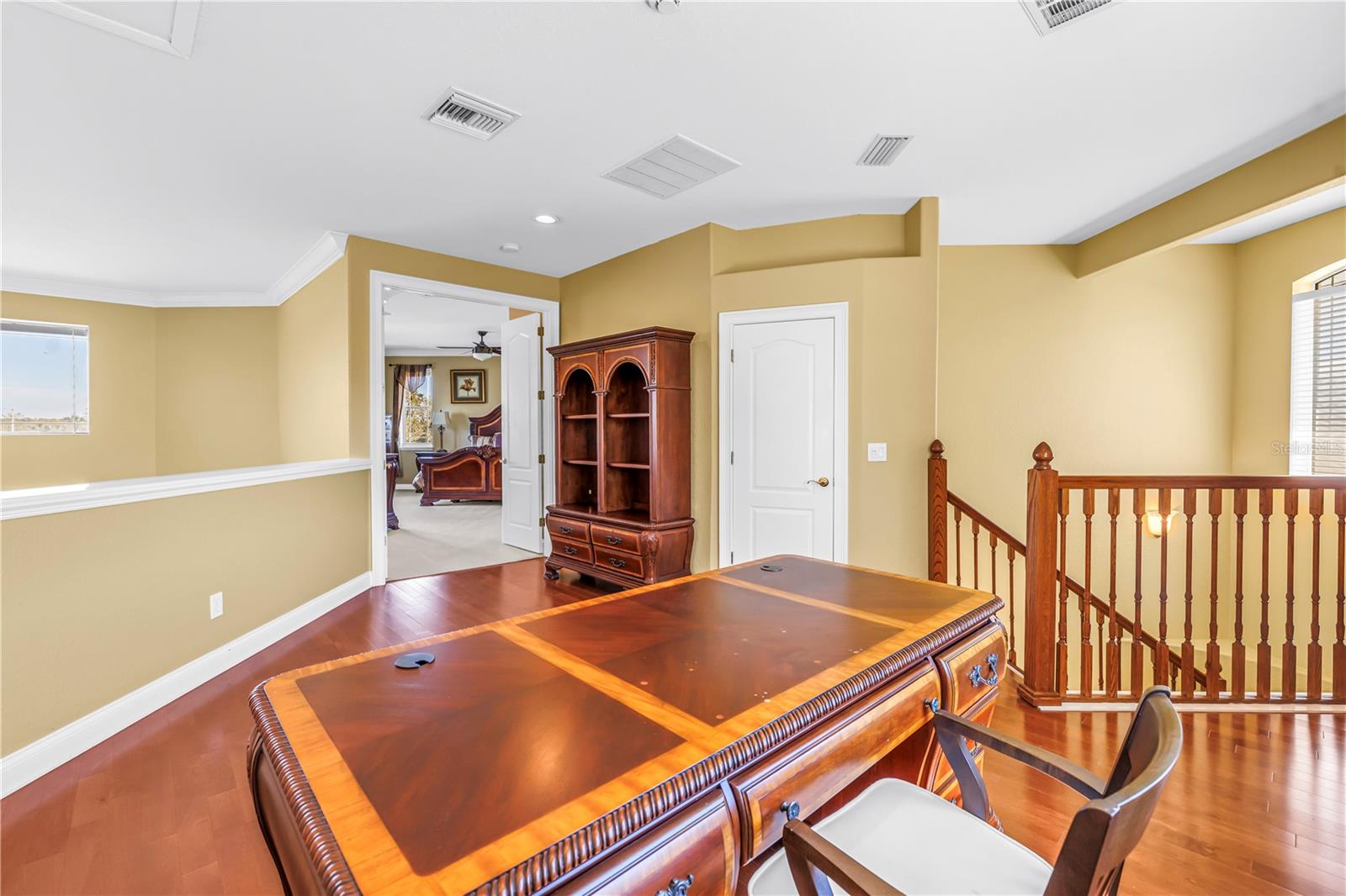Listing photo id 25 for 14365 Eagle Pointe Drive