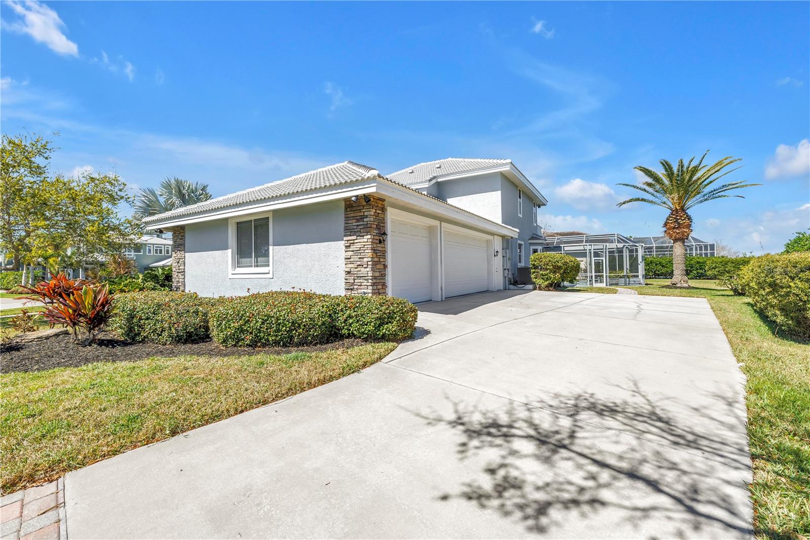 Listing photo id 41 for 14365 Eagle Pointe Drive