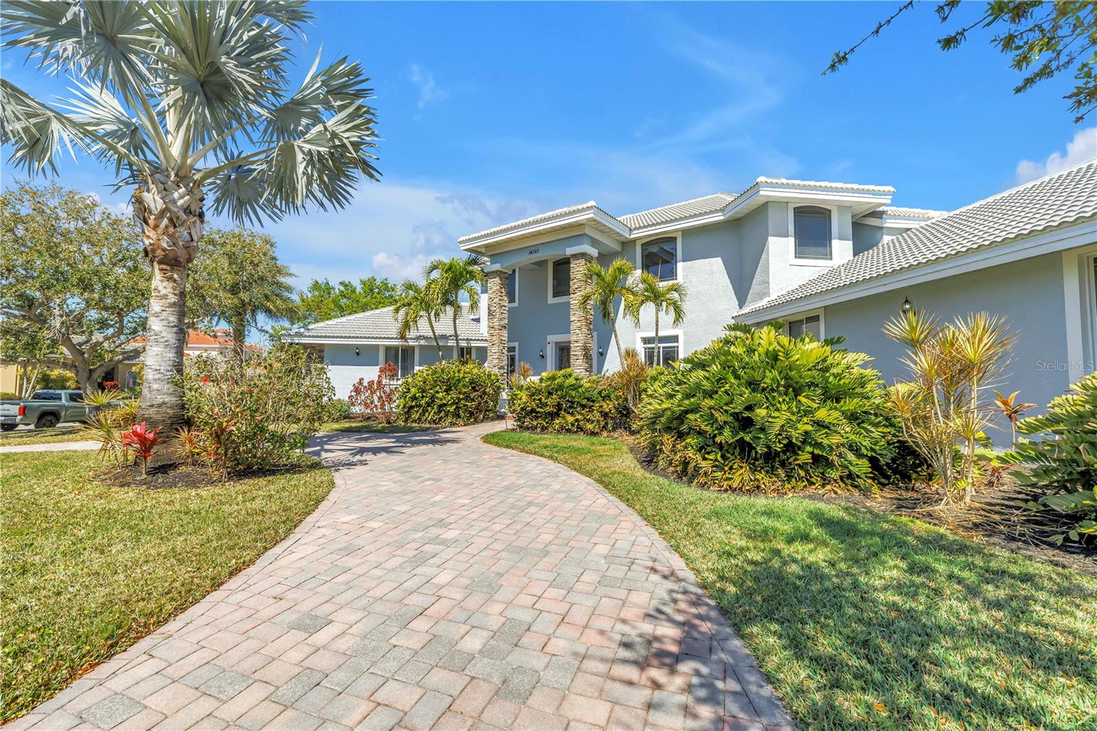 Listing photo id 42 for 14365 Eagle Pointe Drive