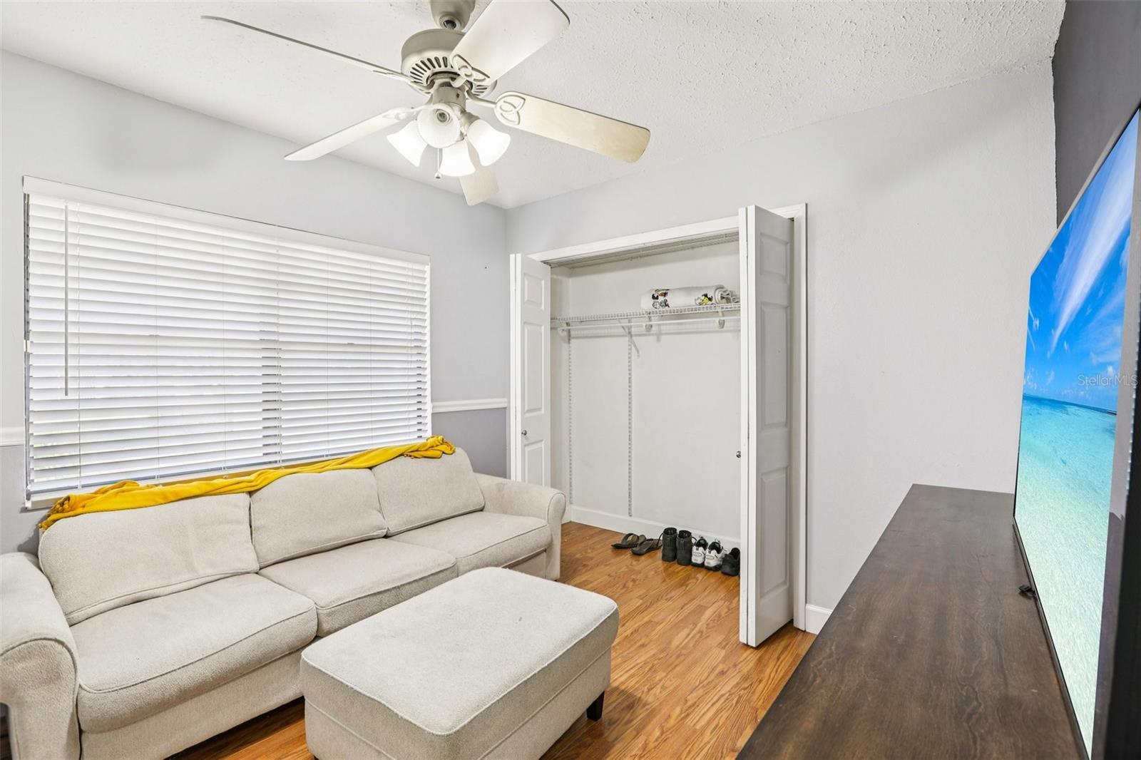 Listing photo id 20 for 4504 Deer Park Place