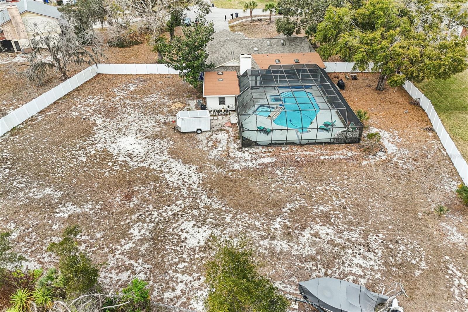 Listing photo id 53 for 4504 Deer Park Place