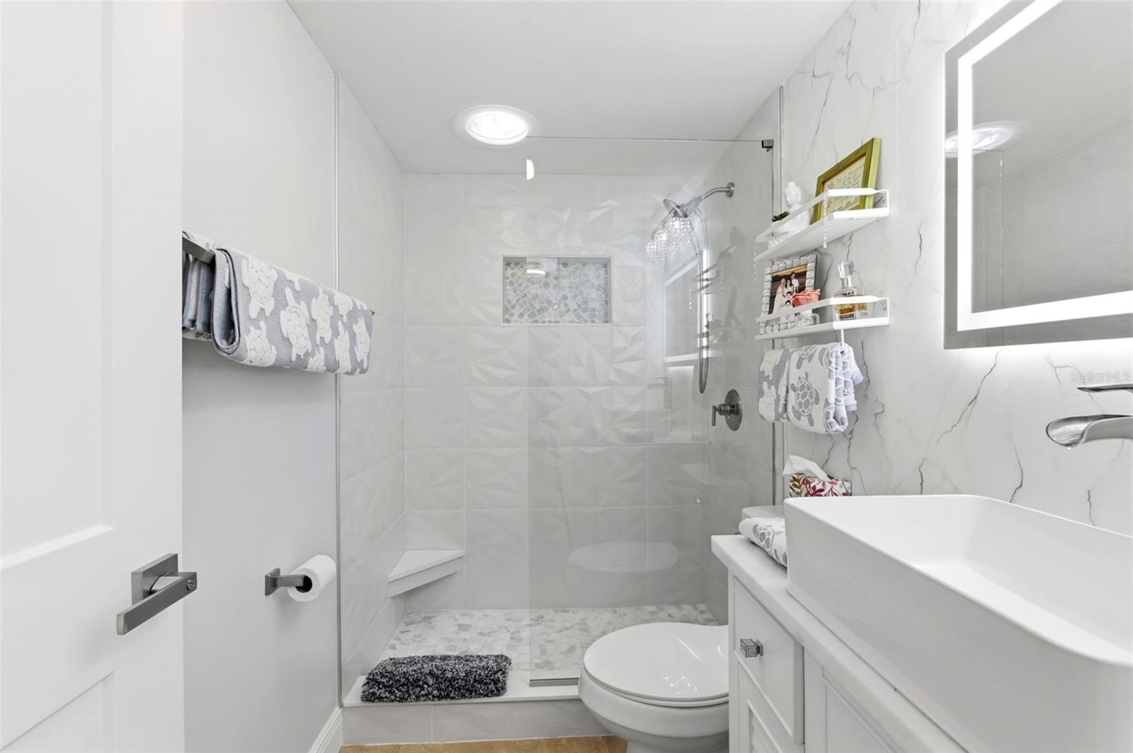 Listing photo id 23 for 12913 1st Isle