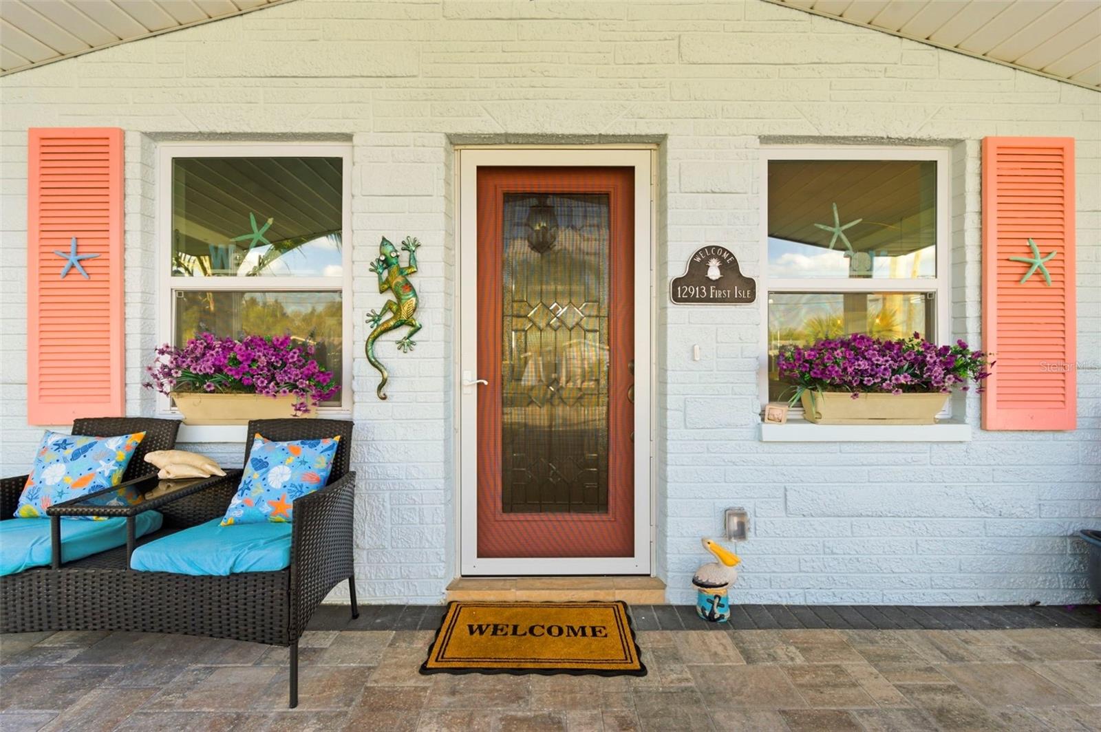 Listing photo id 46 for 12913 1st Isle