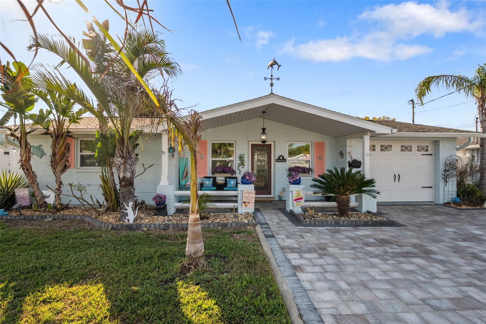 Listing photo id 47 for 12913 1st Isle