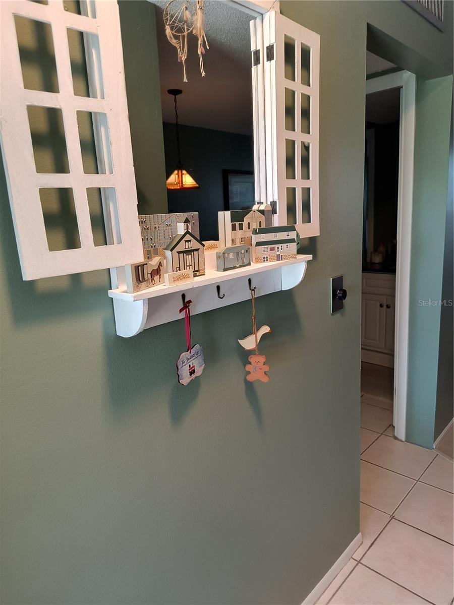 Listing photo id 20 for 4653 Lake Villa Drive B