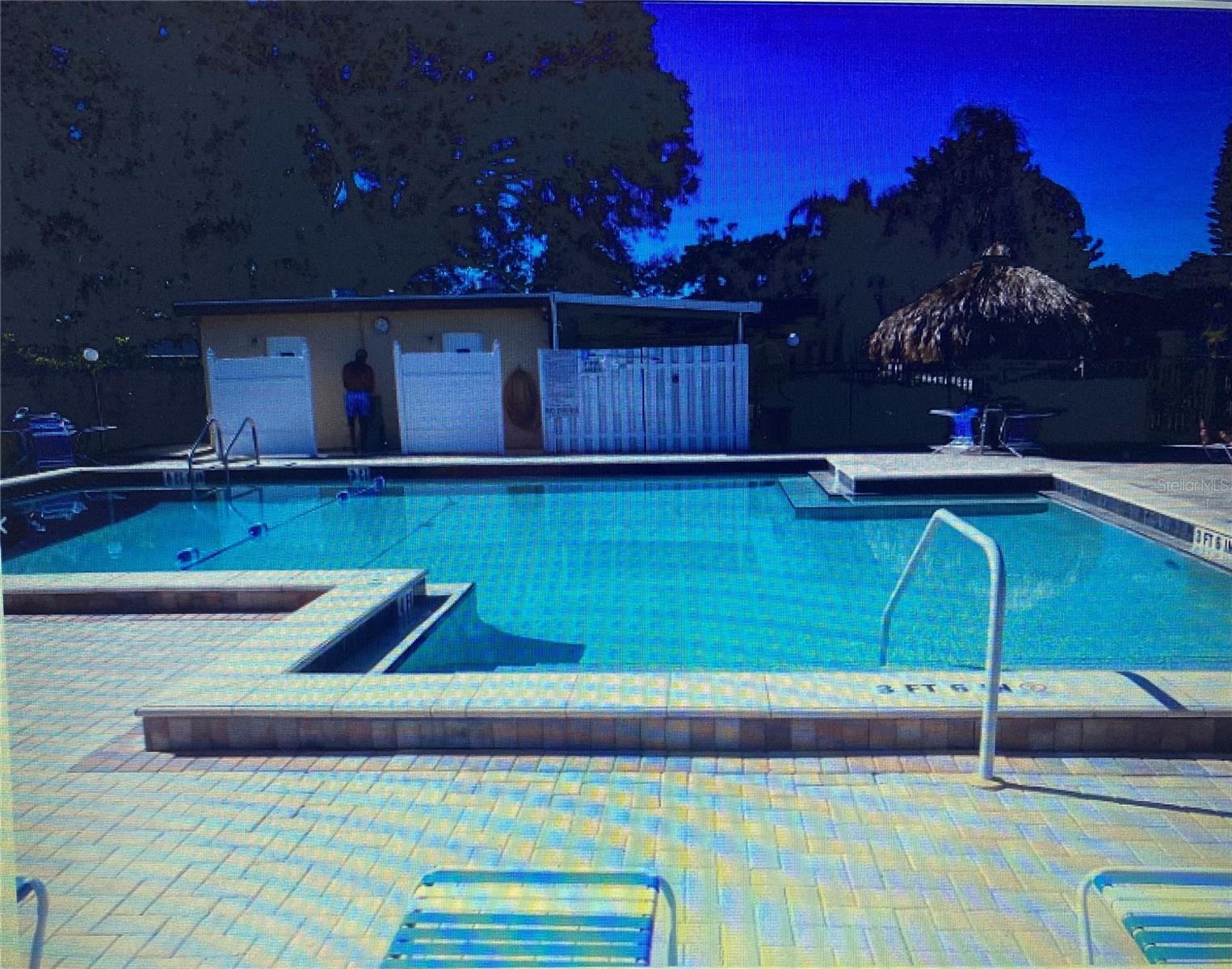 Listing photo id 25 for 4653 Lake Villa Drive B