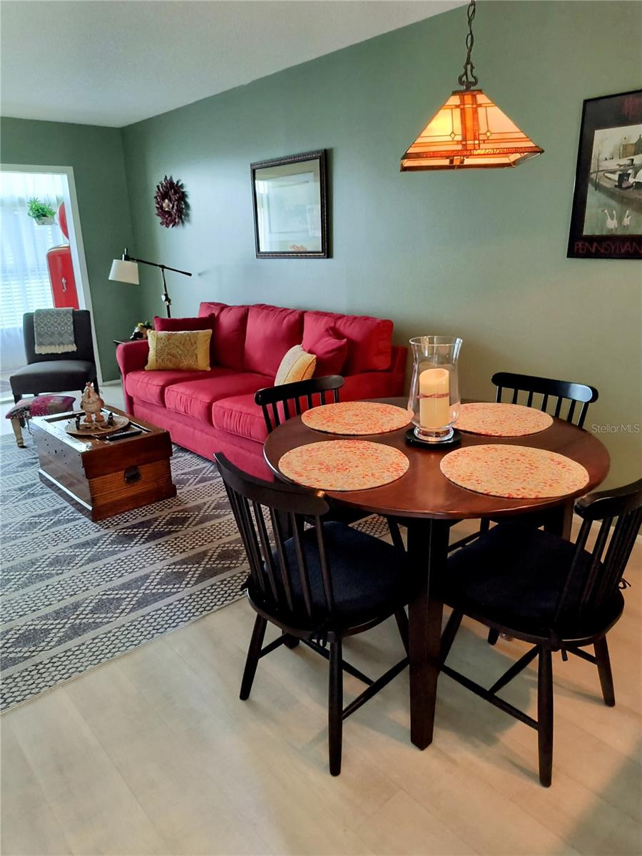 Listing photo id 1 for 4653 Lake Villa Drive B