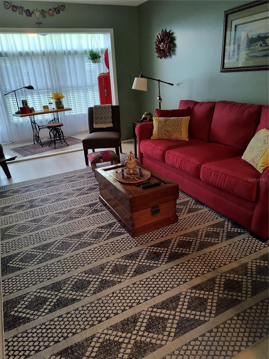 Listing photo id 4 for 4653 Lake Villa Drive B