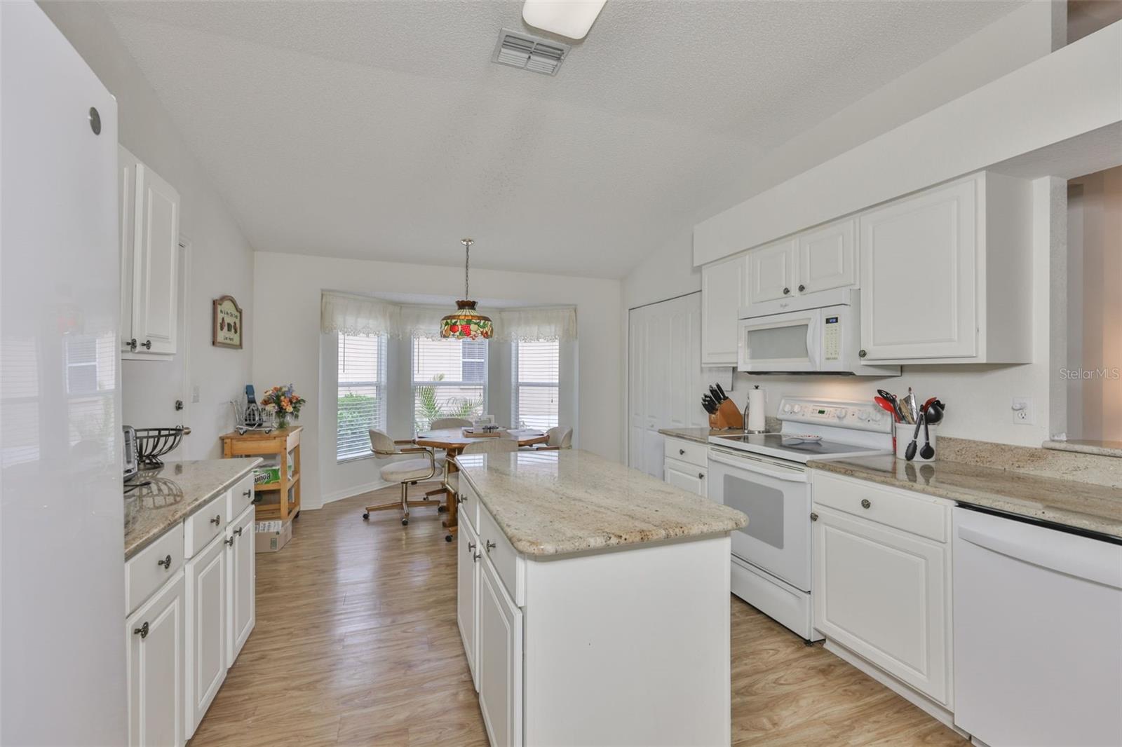 Image 13 of 98 For 917 Villeroy Greens Drive 72