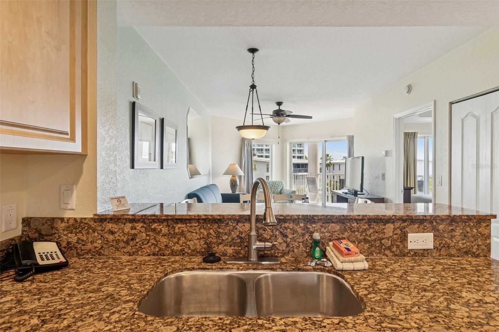 Image 10 of 73 For 12000 Gulf Boulevard 309s