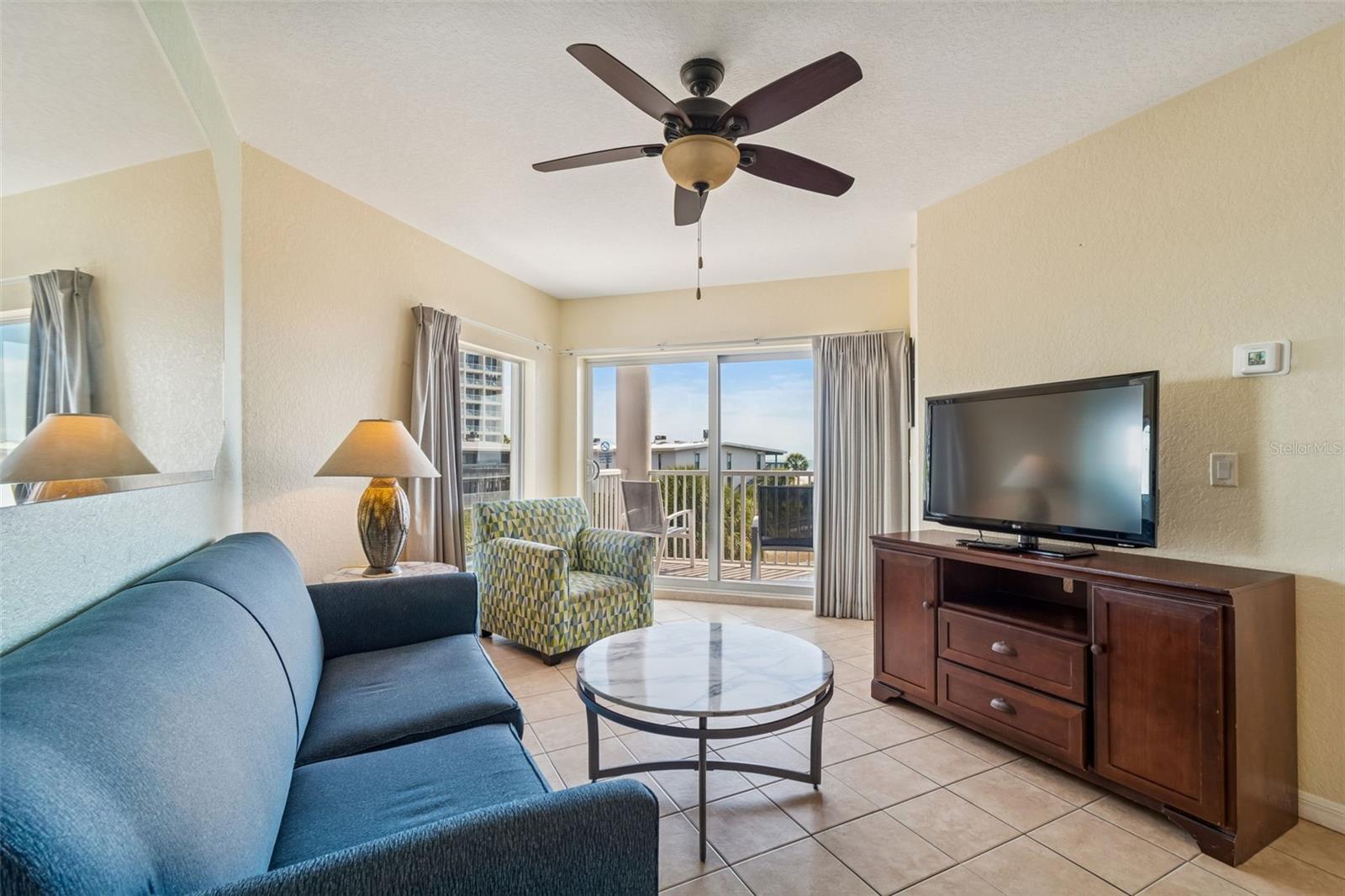 Image 14 of 73 For 12000 Gulf Boulevard 309s