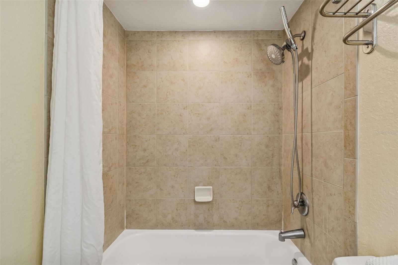 Image 26 of 73 For 12000 Gulf Boulevard 309s