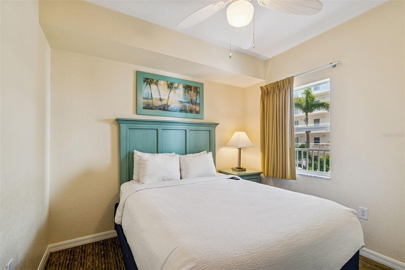 Image 30 of 73 For 12000 Gulf Boulevard 309s