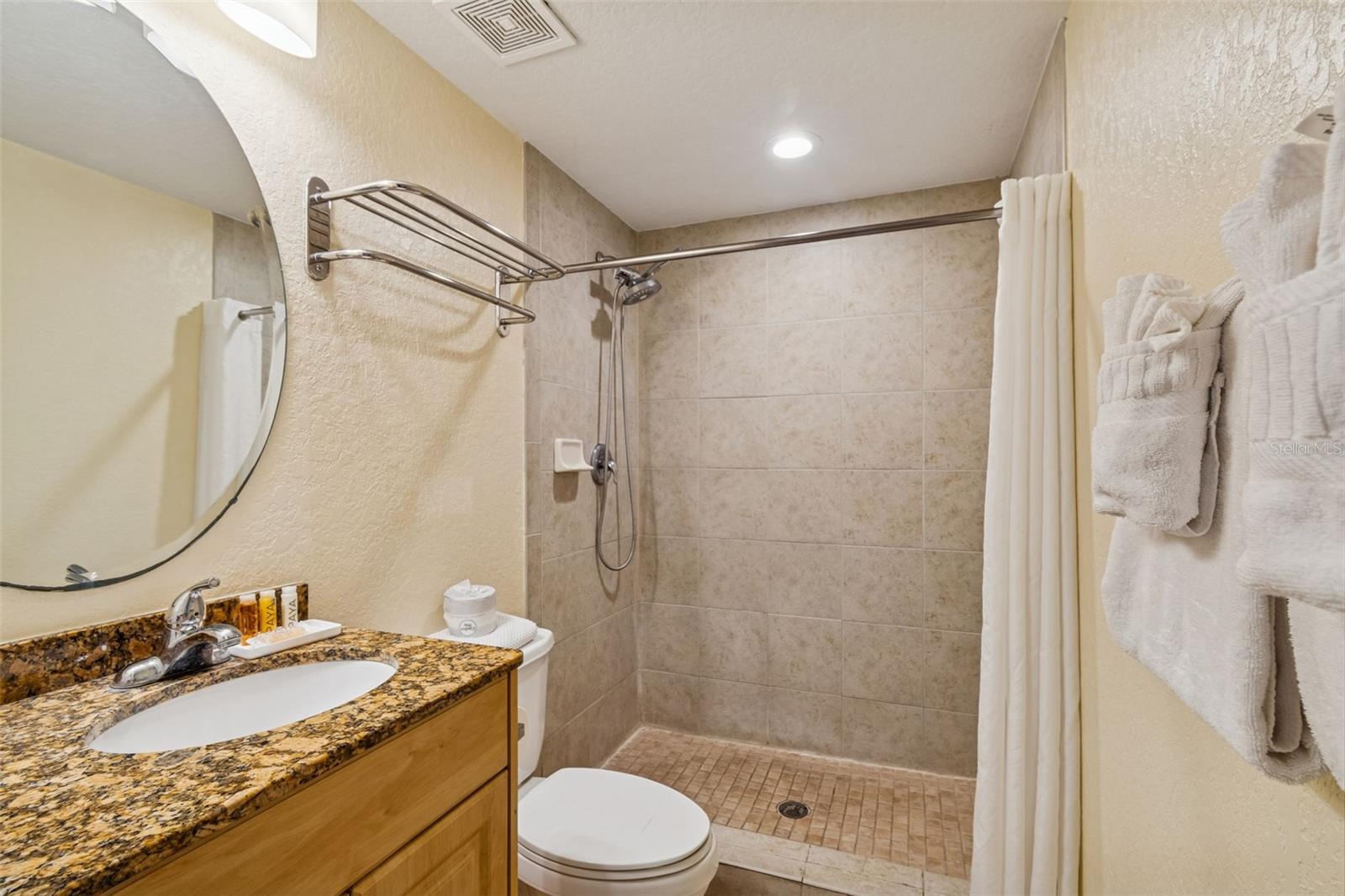 Image 35 of 73 For 12000 Gulf Boulevard 309s