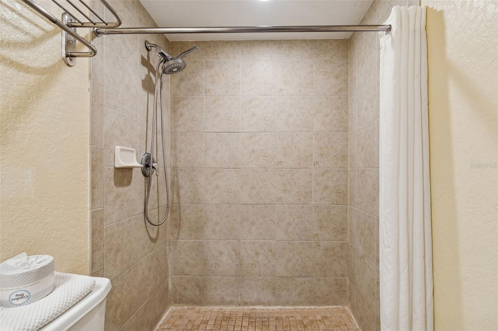 Image 36 of 73 For 12000 Gulf Boulevard 309s