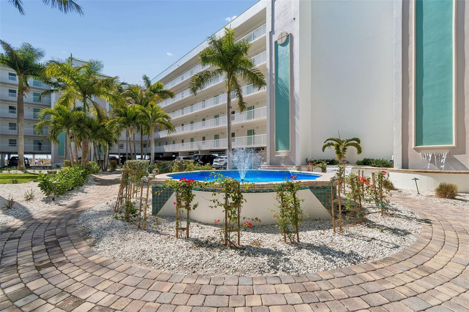 Image 44 of 73 For 12000 Gulf Boulevard 309s