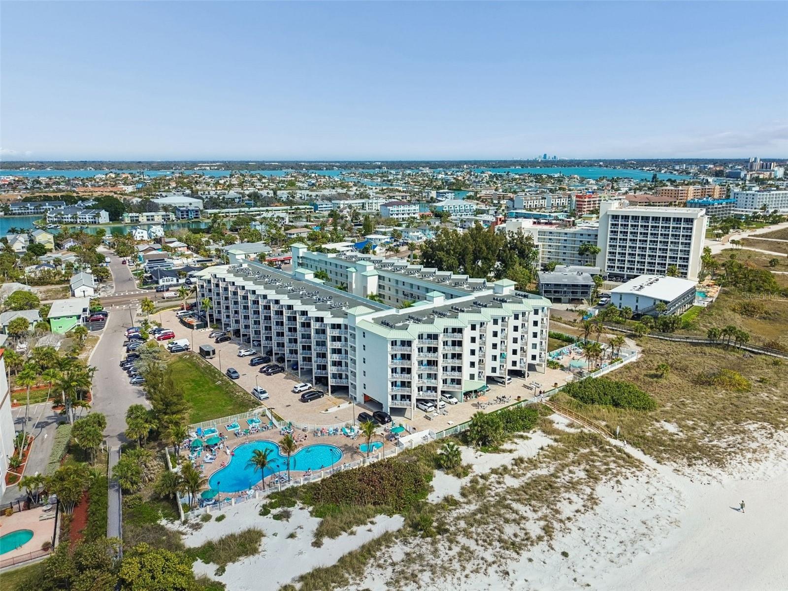 Image 52 of 73 For 12000 Gulf Boulevard 309s