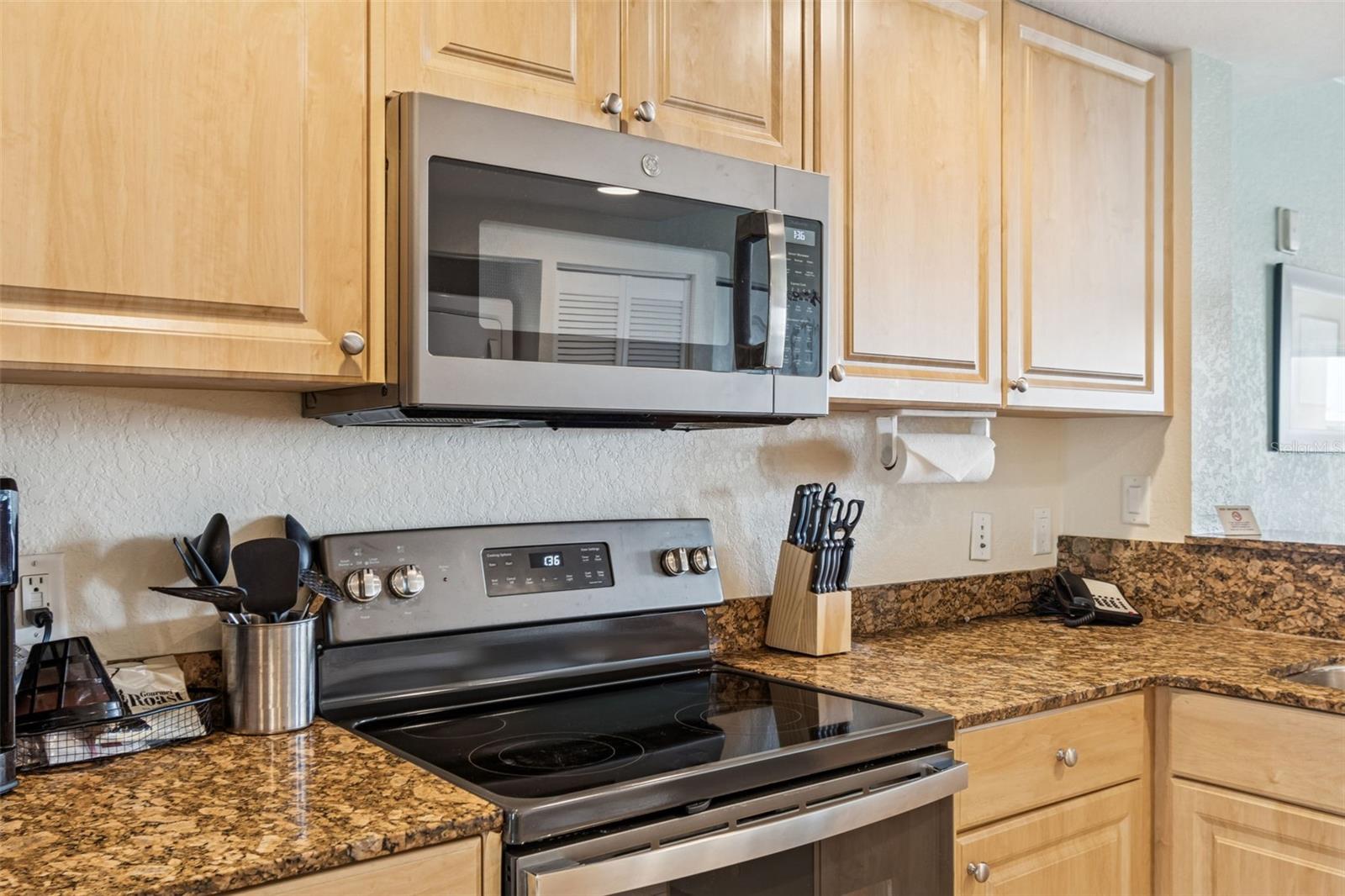 Image 9 of 73 For 12000 Gulf Boulevard 309s