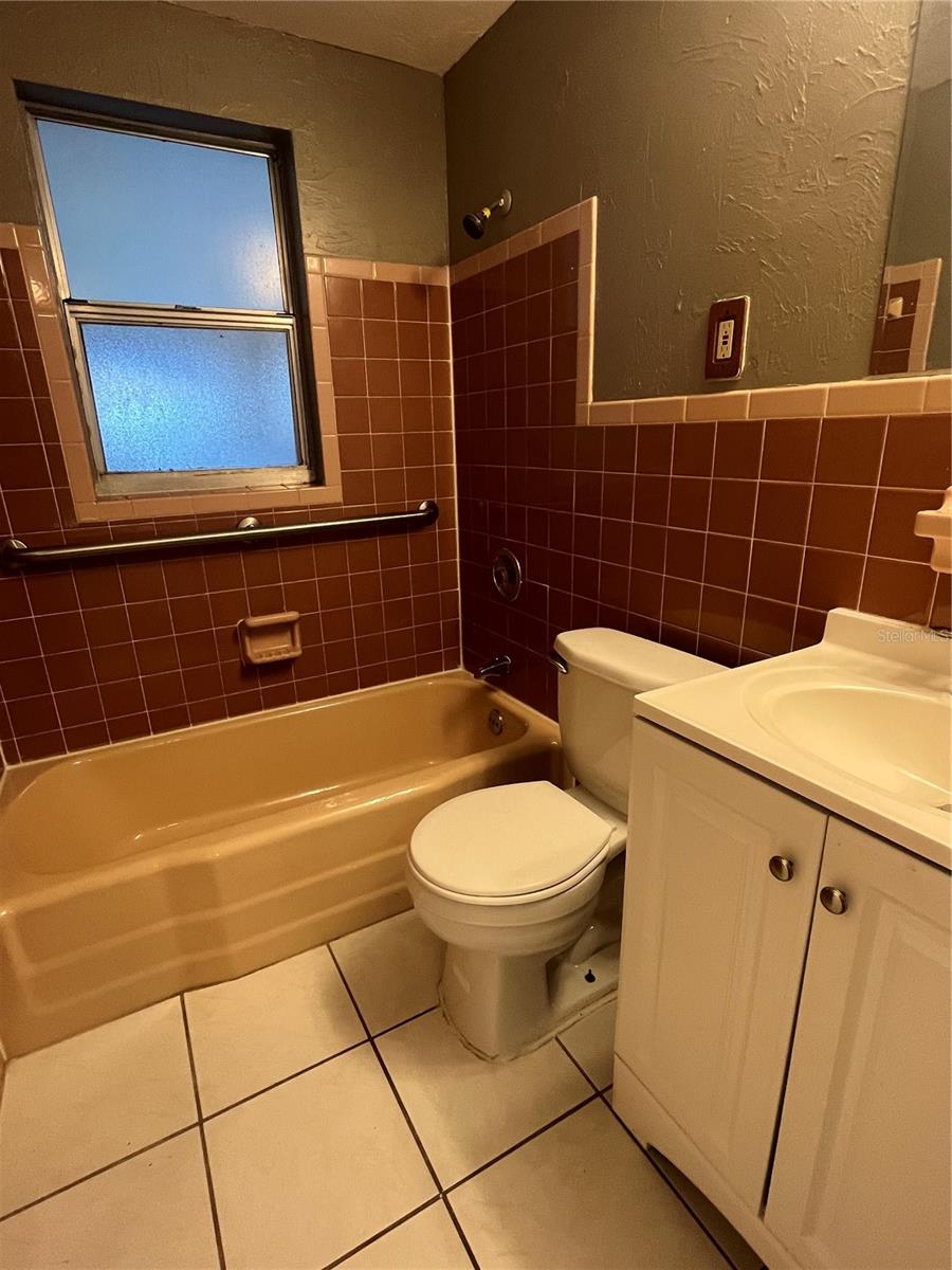 Image 11 of 13 For 6608 12th Street W