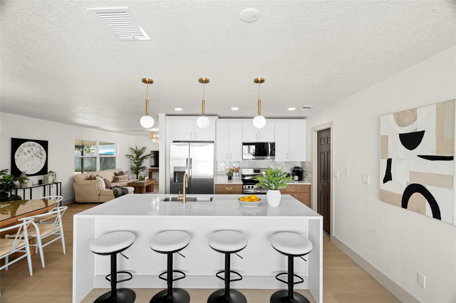 Image 4 of 34 For 6567 22nd Street N