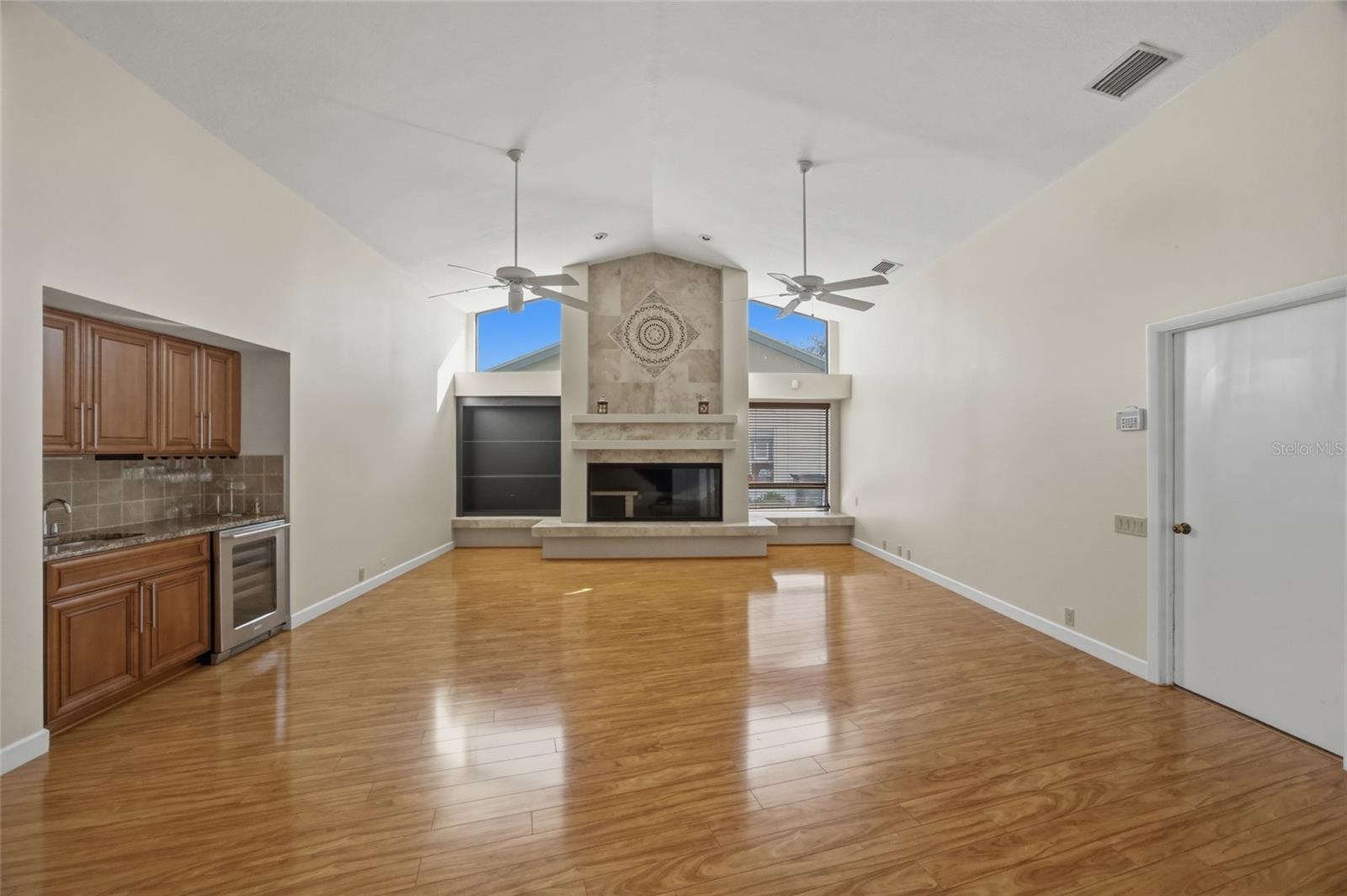 Image 20 of 49 For 4157 Saltwater Boulevard