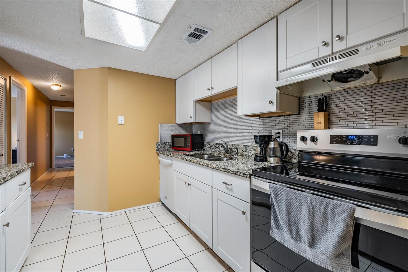 Image 15 of 41 For 124 Loblolly Court H