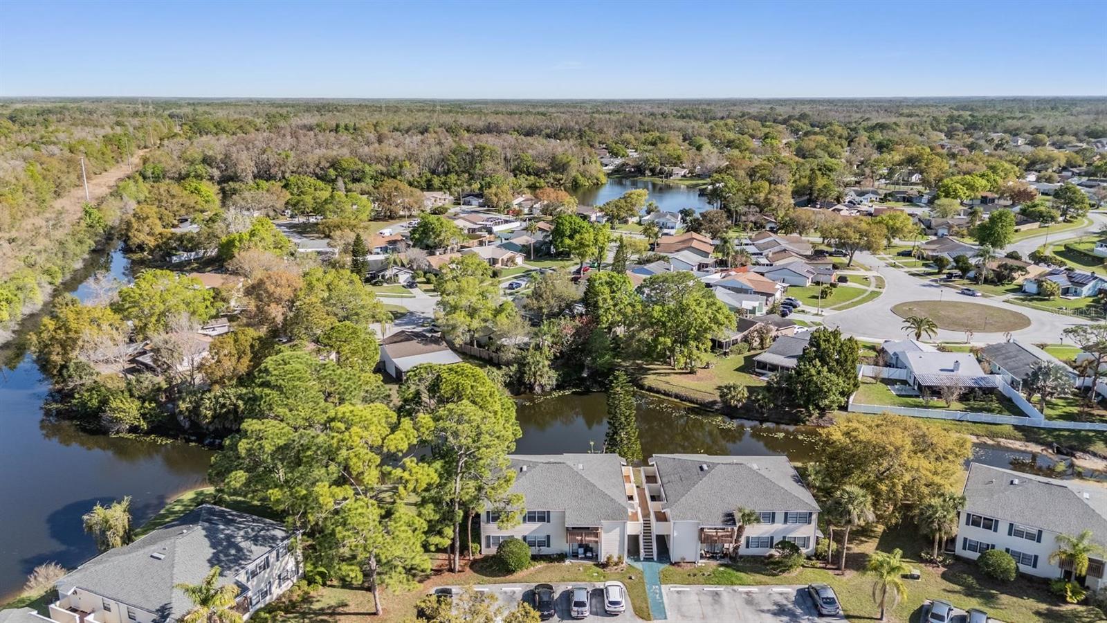 Image 32 of 41 For 124 Loblolly Court H