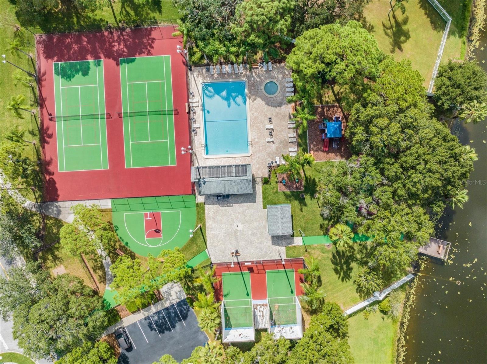 Image 40 of 41 For 124 Loblolly Court H