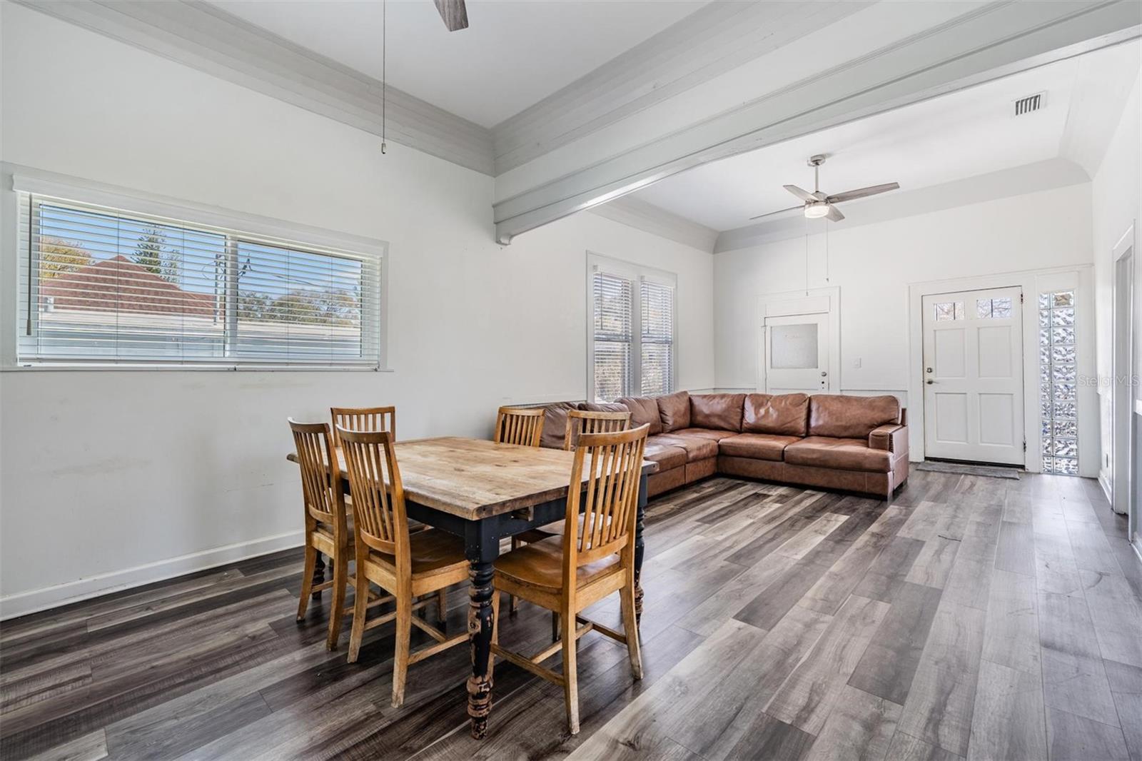 Image 10 of 26 For 2319 Aileen Street