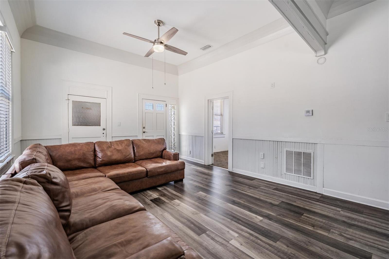 Image 12 of 26 For 2319 Aileen Street