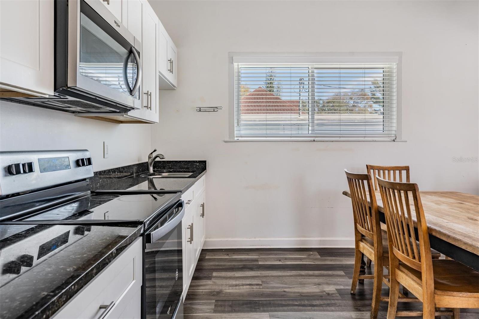 Image 19 of 26 For 2319 Aileen Street