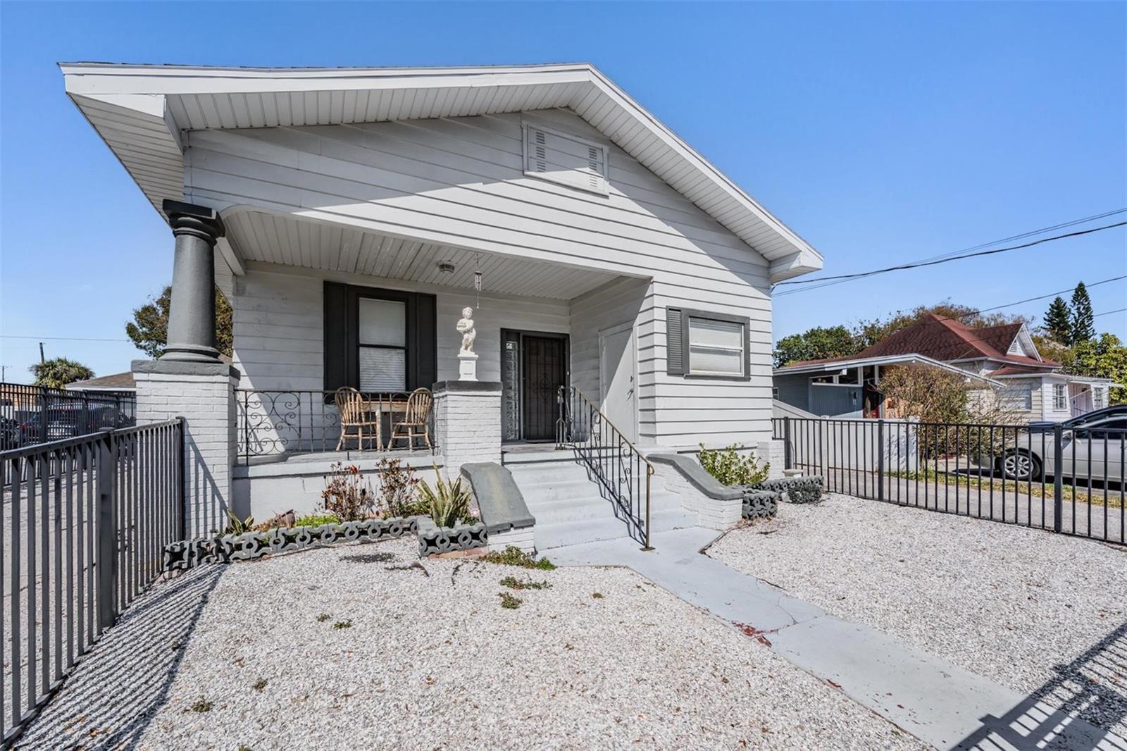 Image 2 of 26 For 2319 Aileen Street