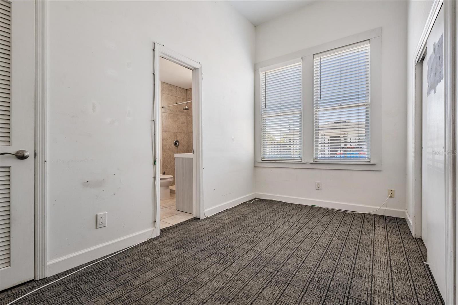 Image 24 of 26 For 2319 Aileen Street