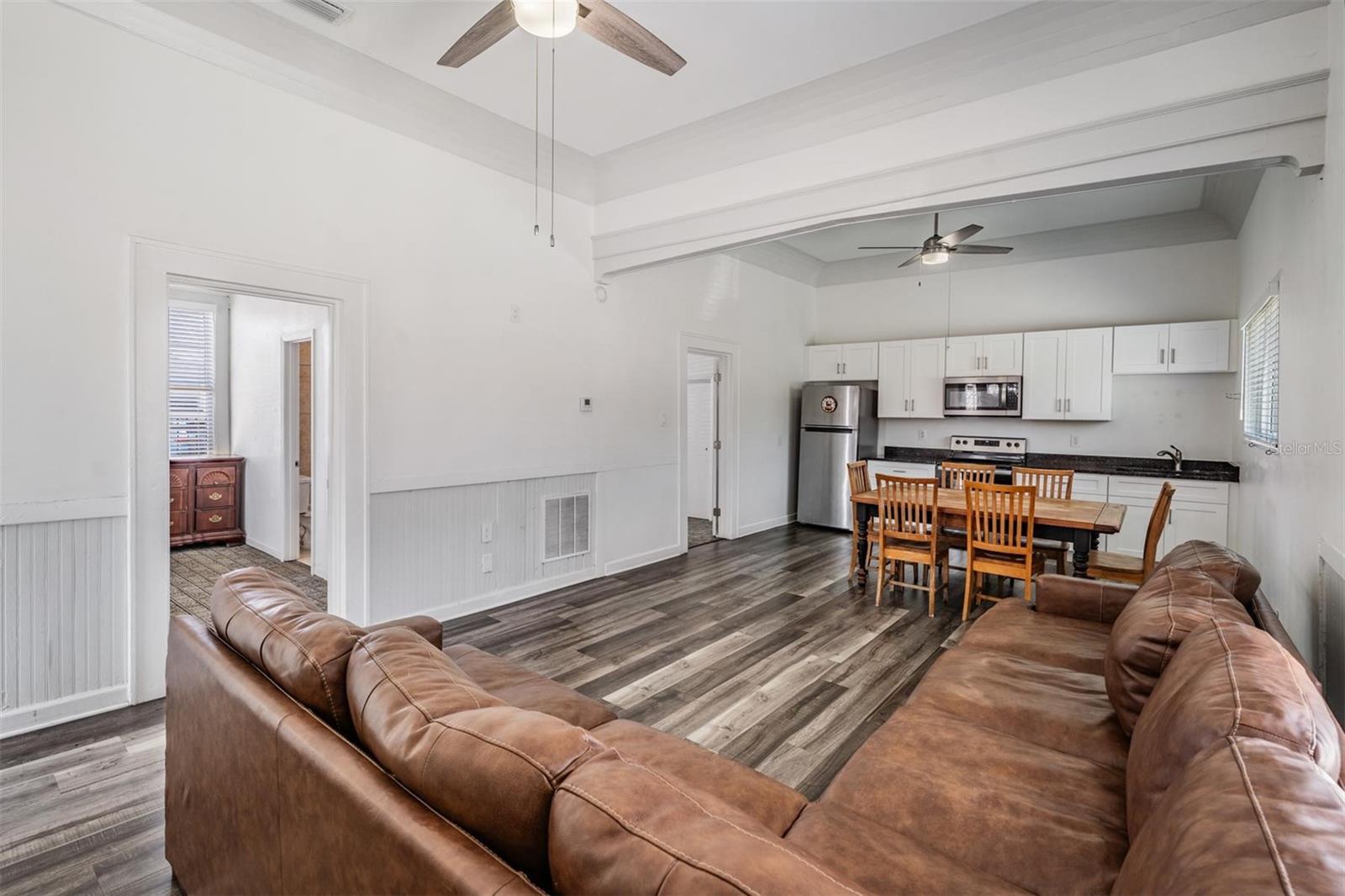 Image 8 of 26 For 2319 Aileen Street