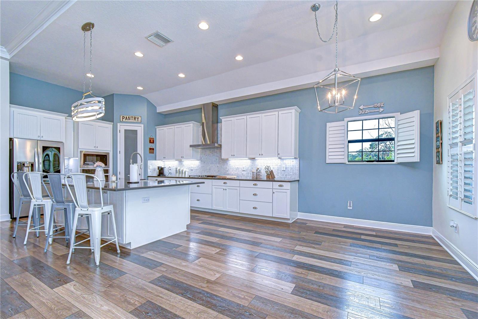 Image 10 of 37 For 13706 Osprey Fern Lane