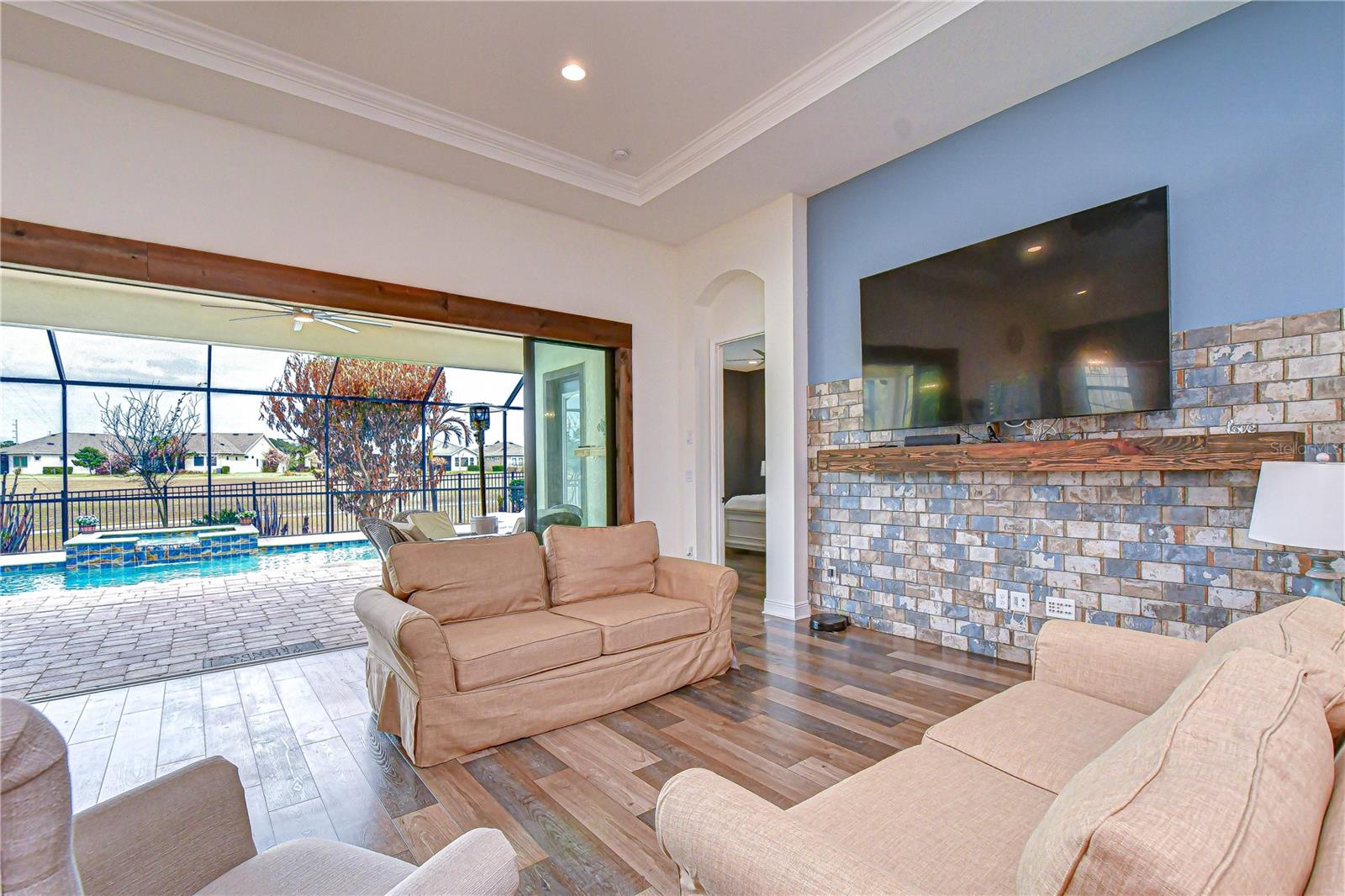 Image 12 of 37 For 13706 Osprey Fern Lane