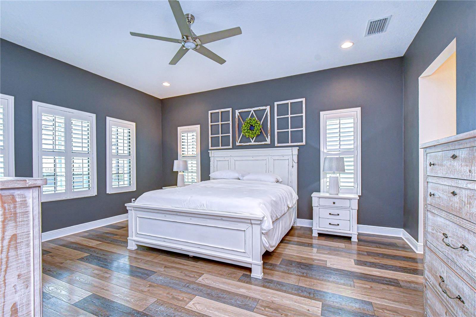 Image 15 of 37 For 13706 Osprey Fern Lane