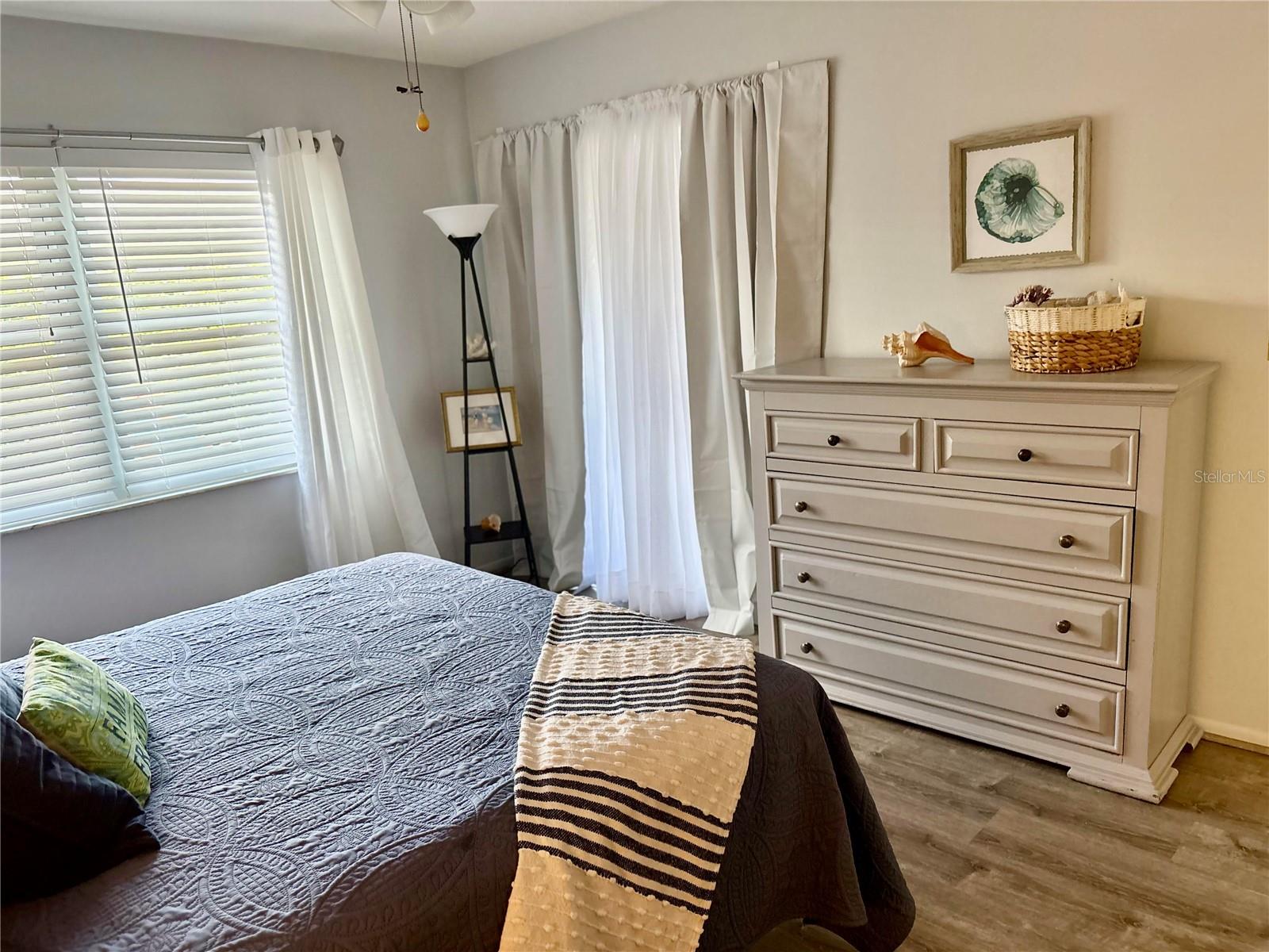 Image 25 of 41 For 9617 Brassie Court