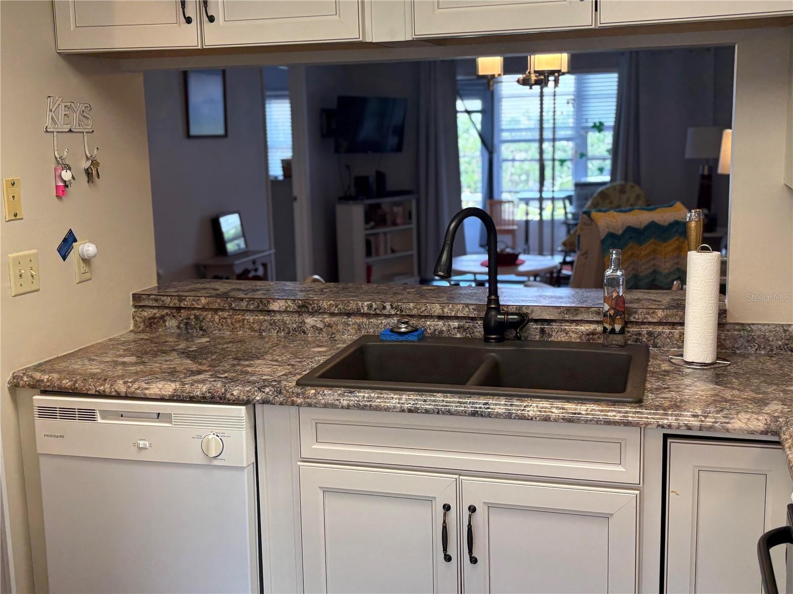 Image 3 of 41 For 9617 Brassie Court