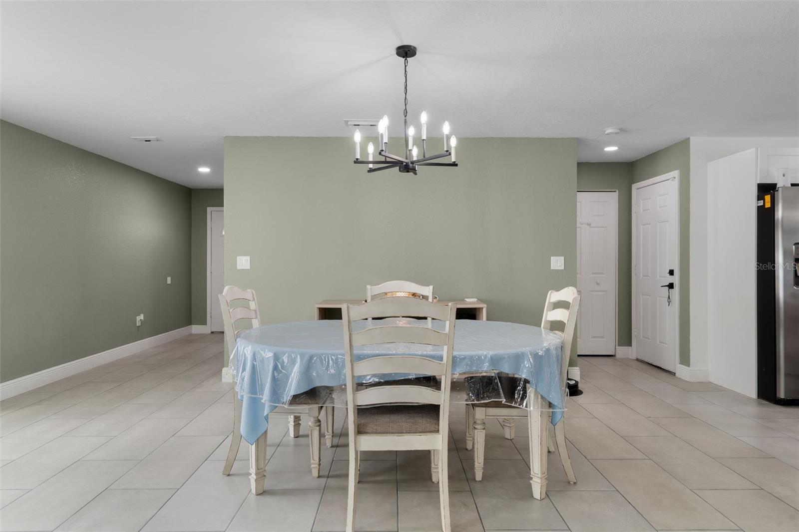 Image 8 of 23 For 5106 Pacific Avenue