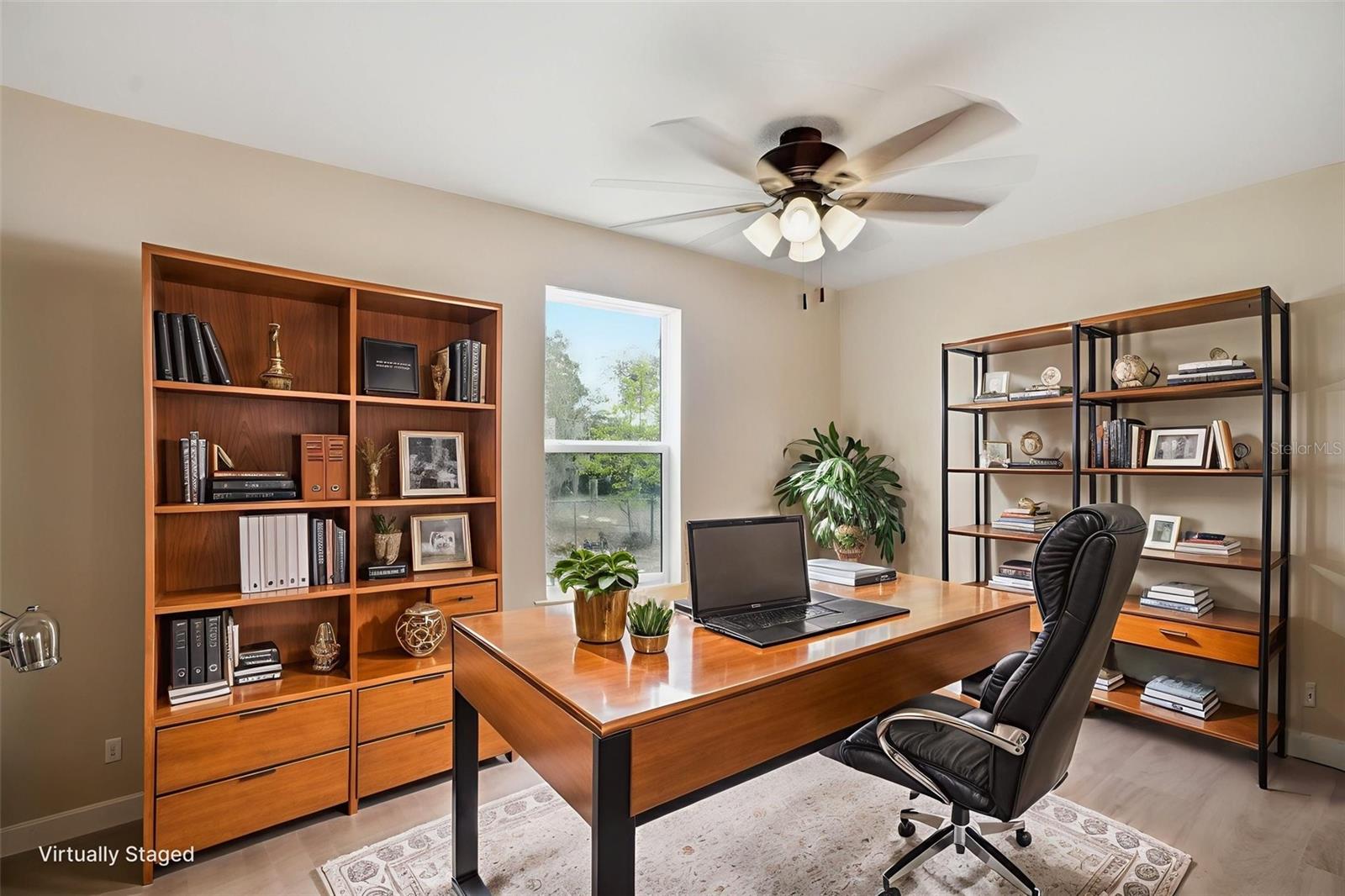 Image 21 of 34 For 3948 Klett Path