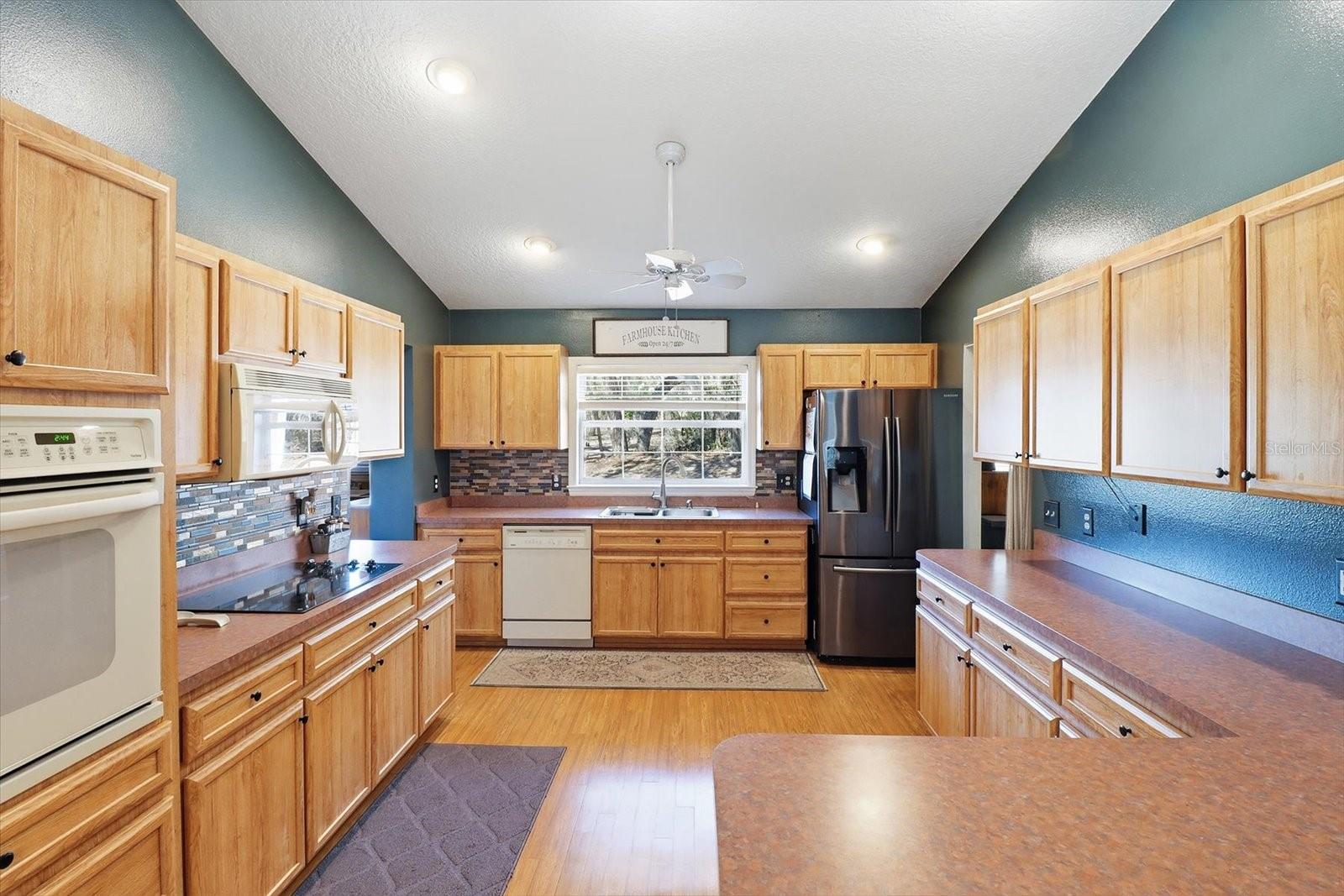 Image 10 of 47 For 5717 Nobis Circle