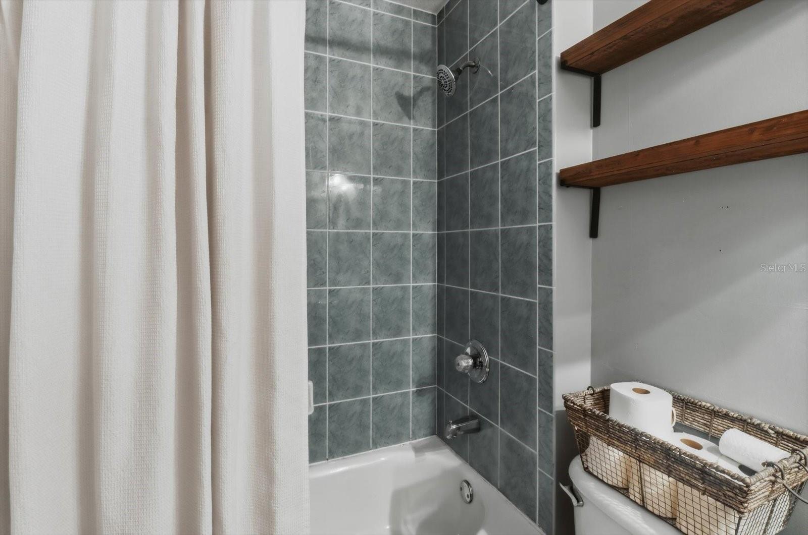 Image 16 of 47 For 5717 Nobis Circle