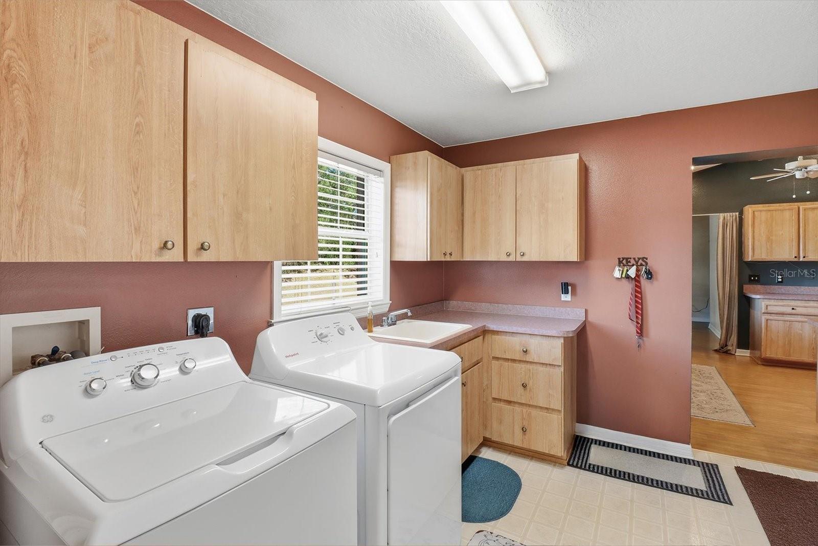 Image 26 of 47 For 5717 Nobis Circle