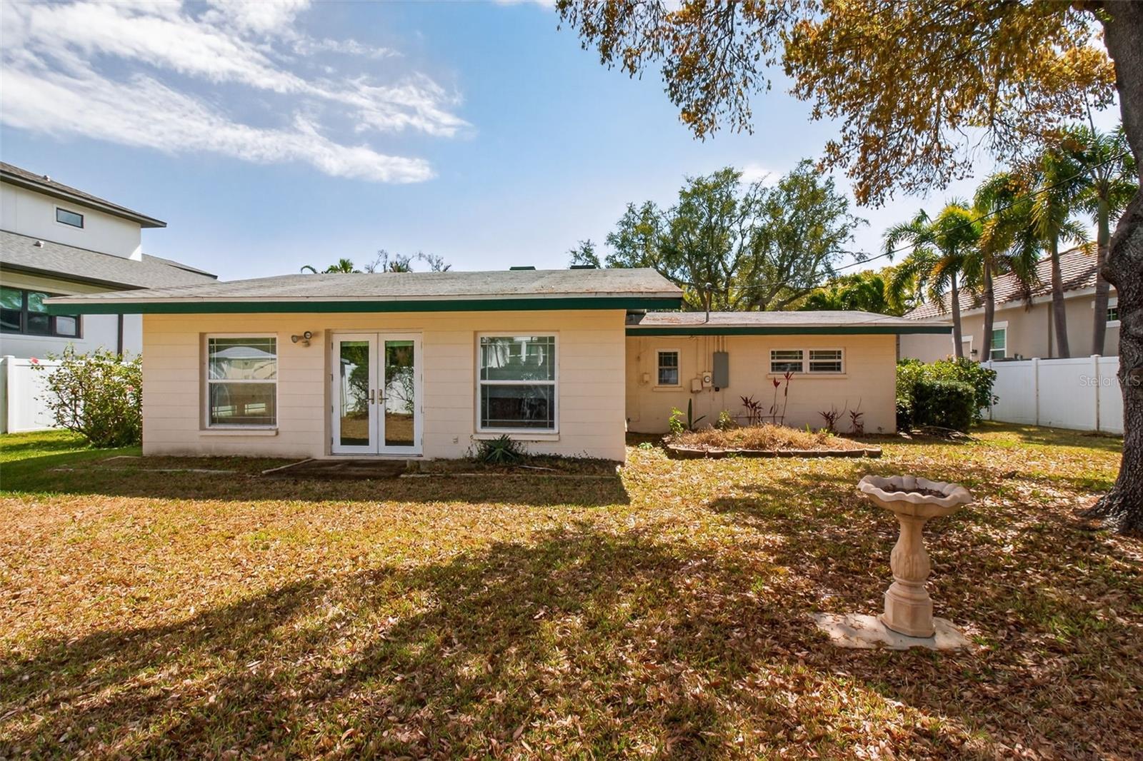 Image 19 of 21 For 440 Lido Way Ne