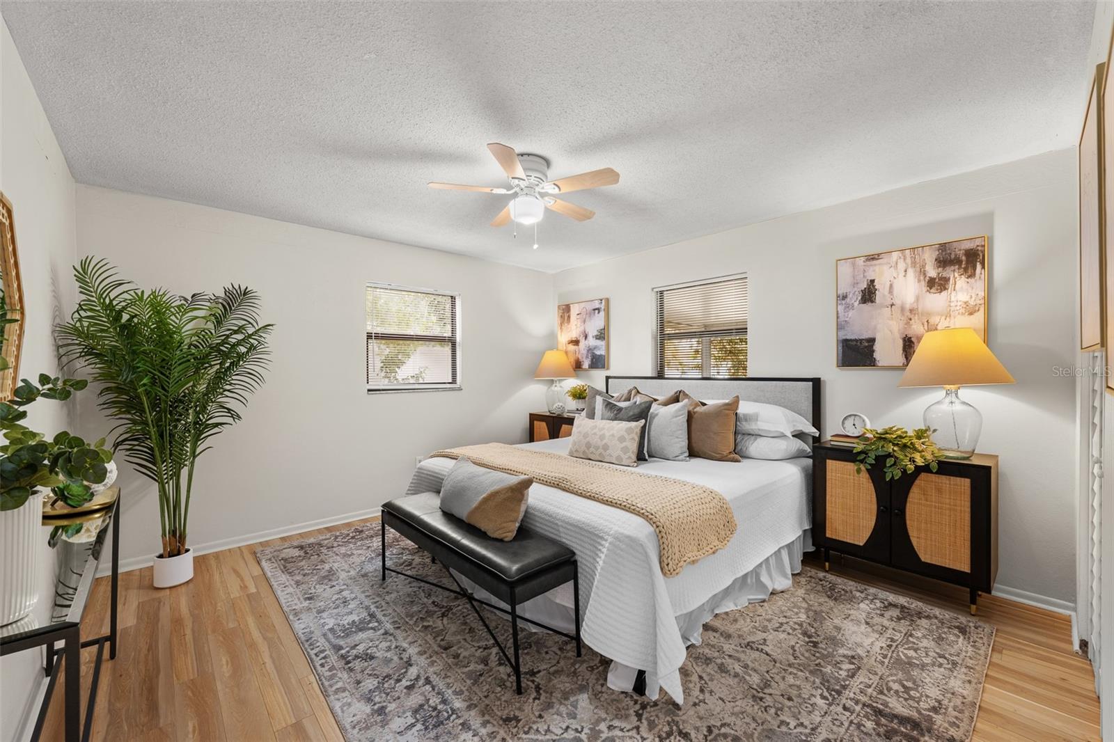 Image 13 of 27 For 1363 Essex Drive