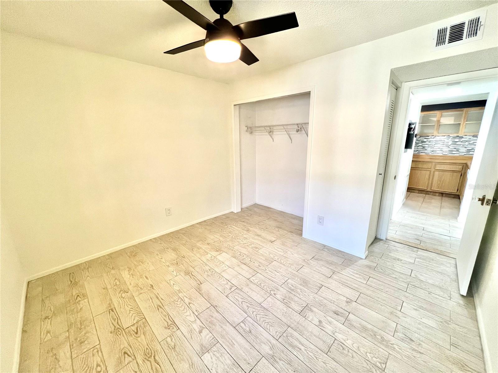 Image 14 of 23 For 2981 Bonaventure Circle 201