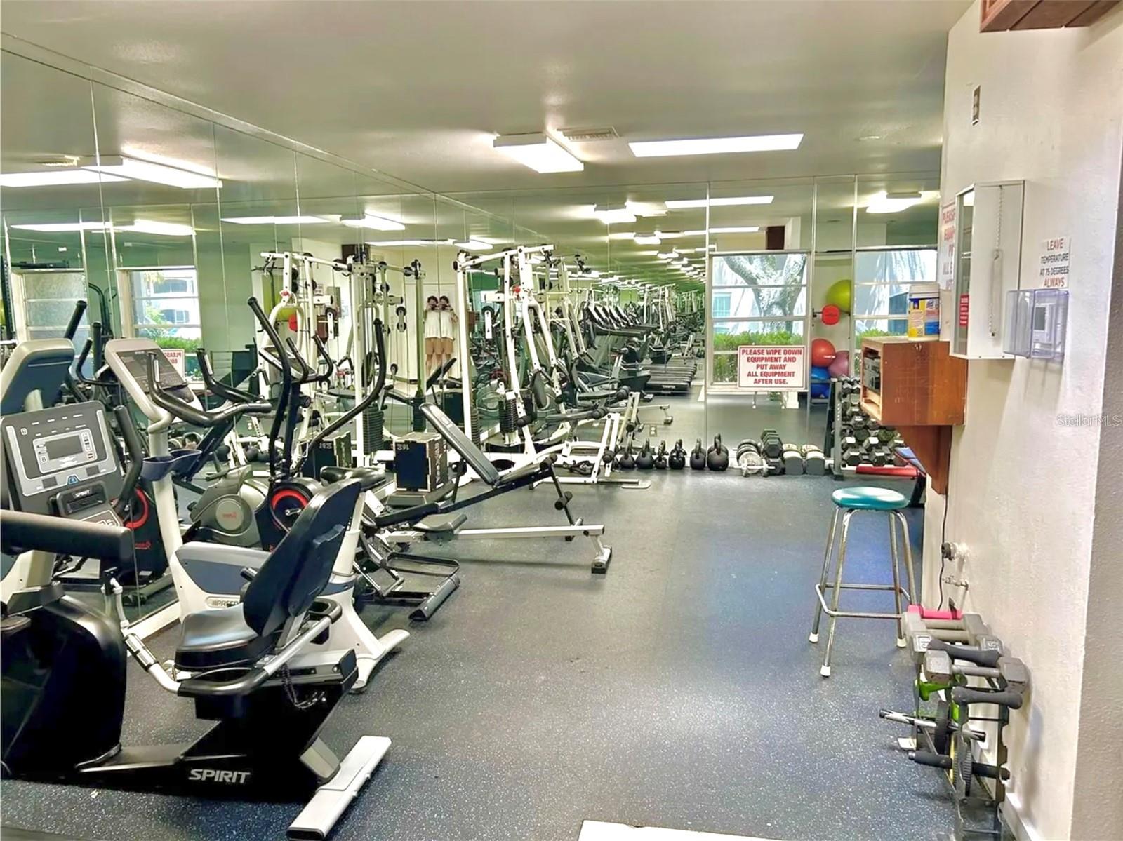 Image 21 of 23 For 2981 Bonaventure Circle 201