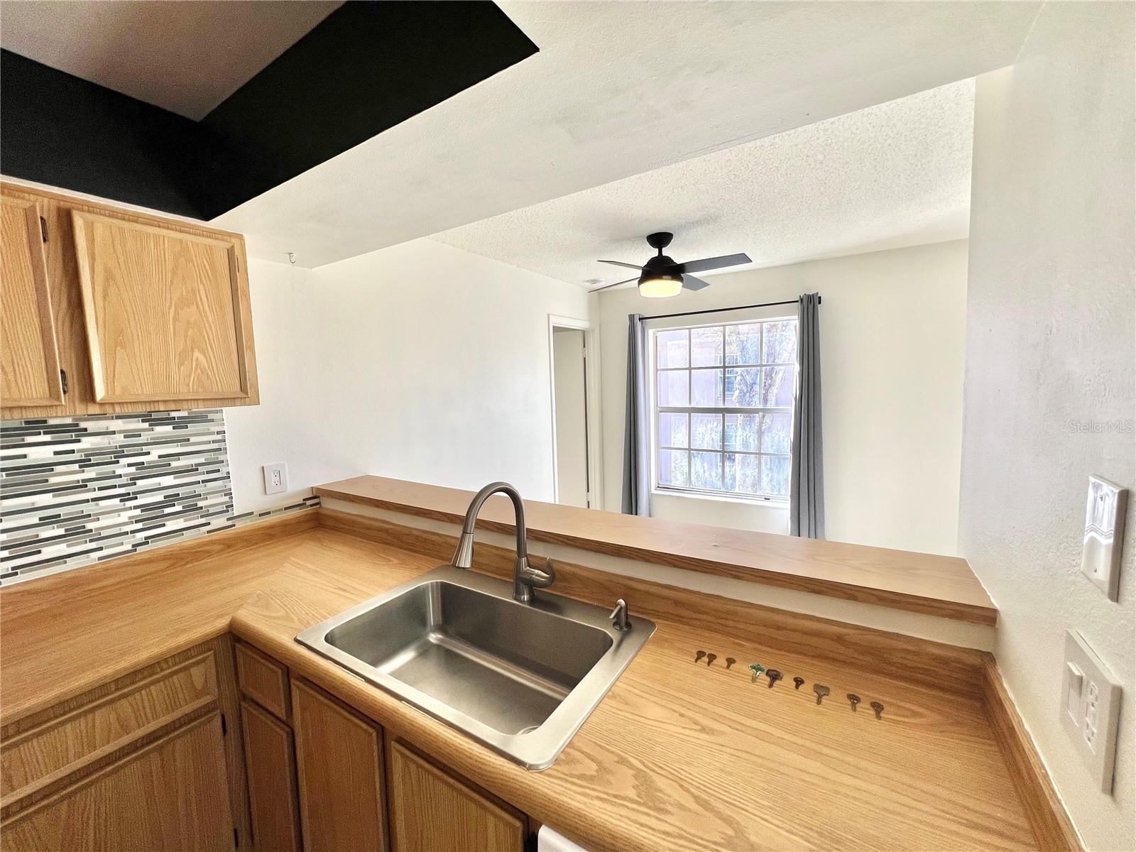 Image 6 of 23 For 2981 Bonaventure Circle 201